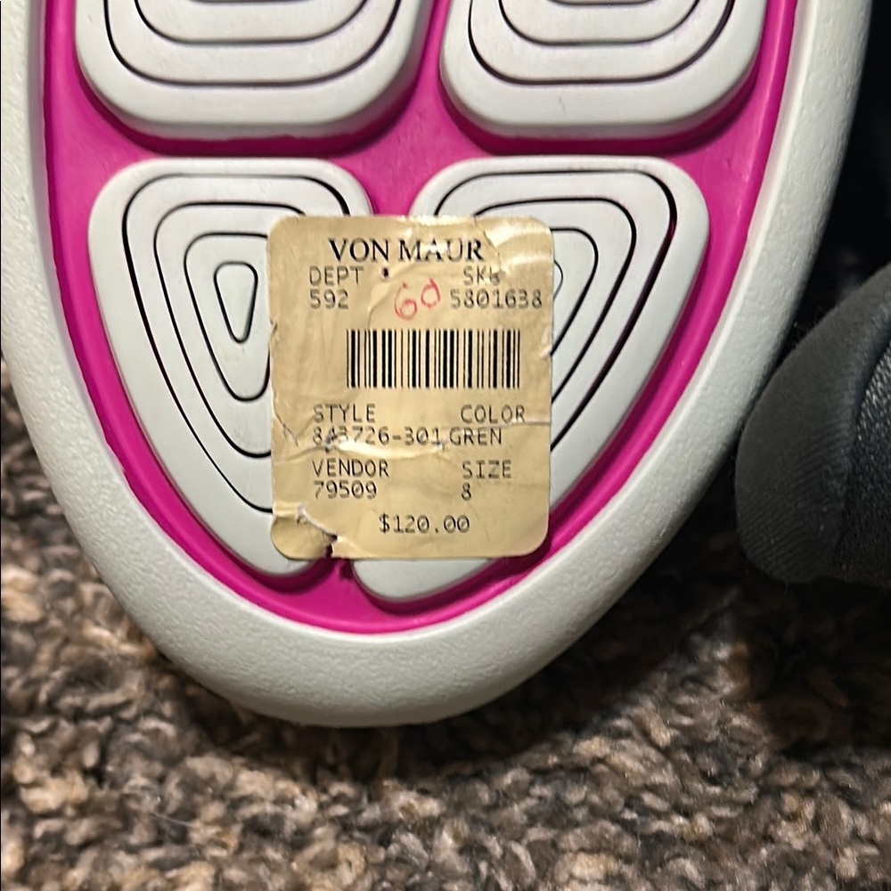 Nike Teal and Pink Sneakers with Cushioned Soles - Picture 6 of 6